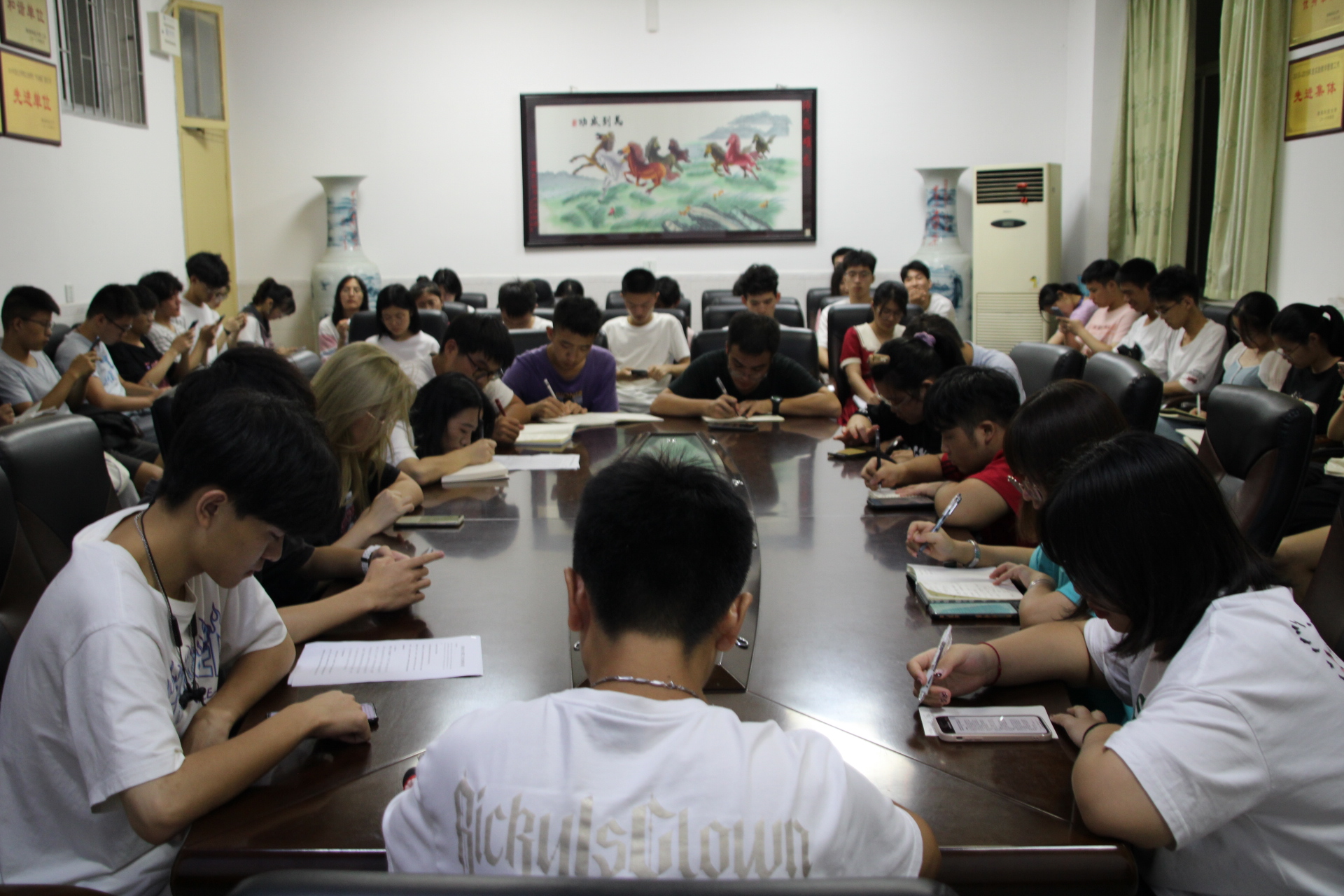 1079f2ff916e4e69913ec83542197897.jpg 1079f2ff916e4e69913ec83542197897.jpg