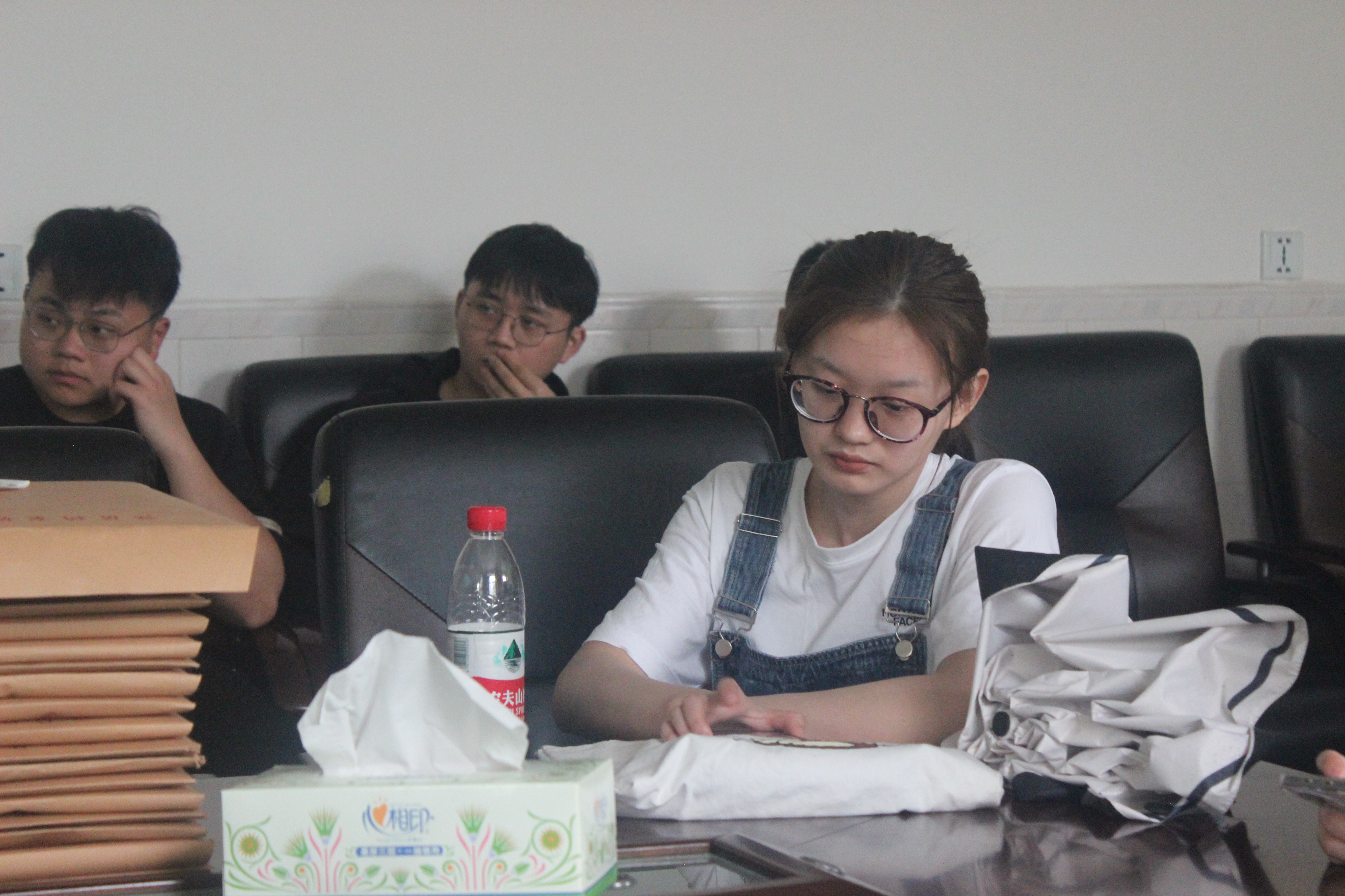 8e245ca8b32c40e2b19ae974685f2955.jpg 8e245ca8b32c40e2b19ae974685f2955.jpg