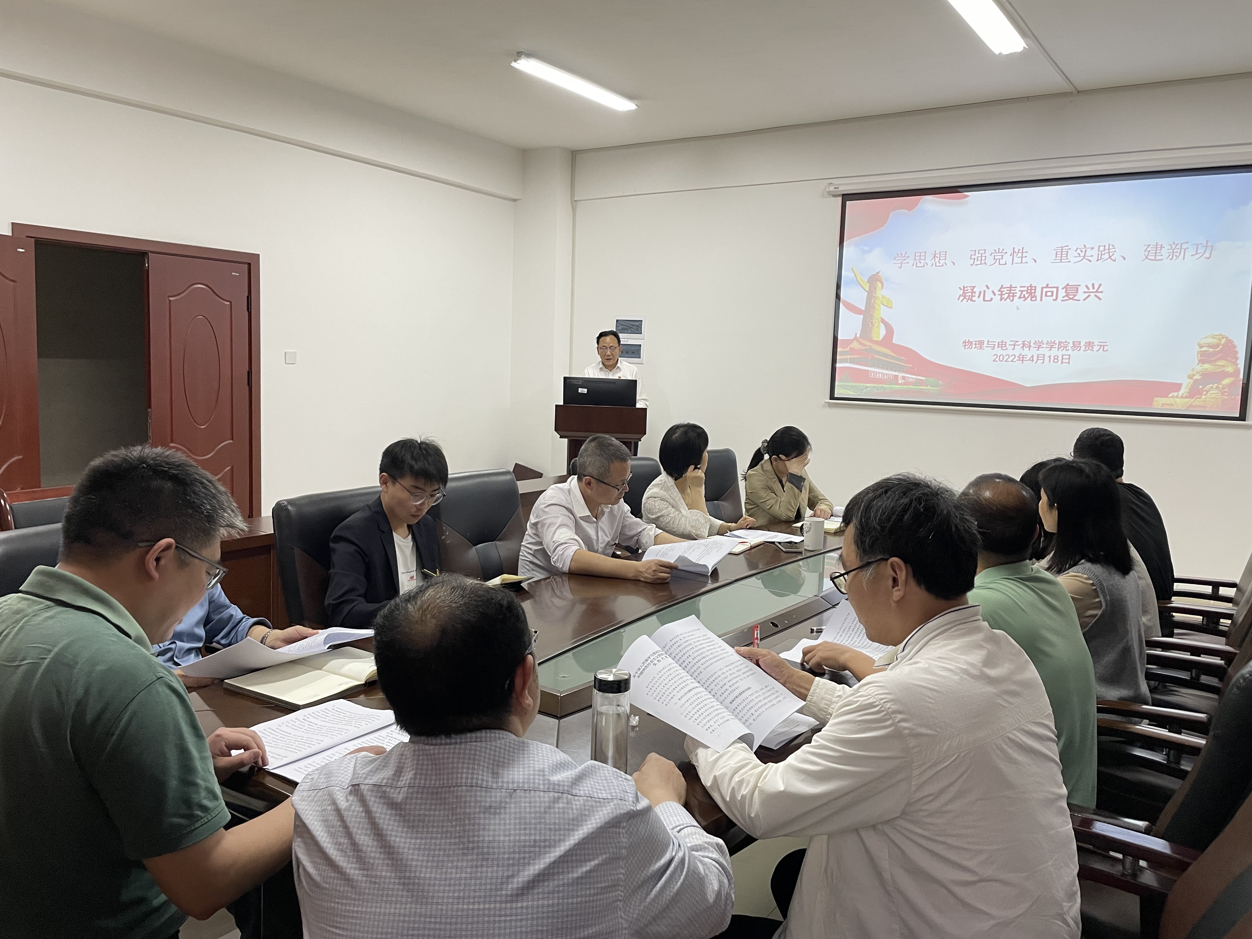 53429dd20abf4897b547cf843ec07f3c.jpg 53429dd20abf4897b547cf843ec07f3c.jpg