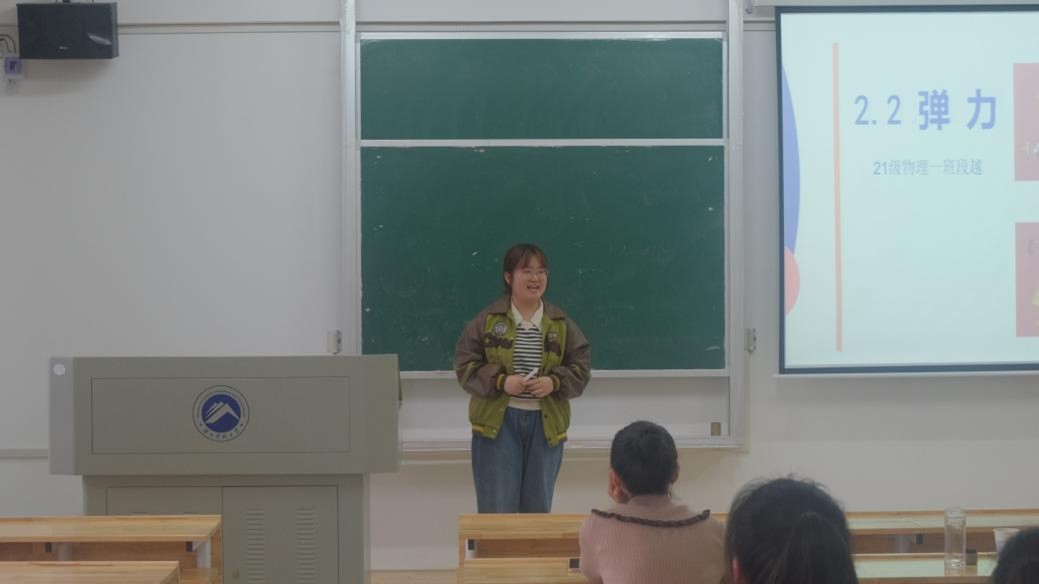 8f9738a399e24b22ae2c15e34f1e159f.jpg 8f9738a399e24b22ae2c15e34f1e159f.jpg