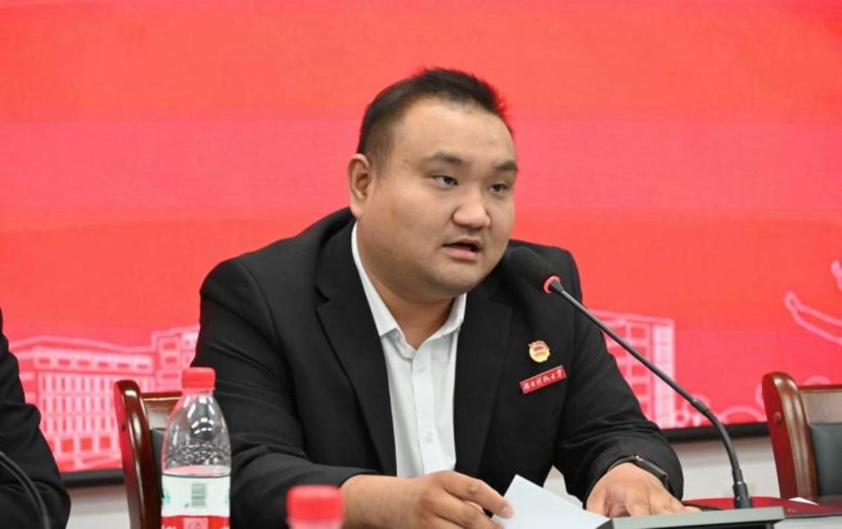 b9570e485cac4e31b39db3ae5e419b7d.jpg b9570e485cac4e31b39db3ae5e419b7d.jpg